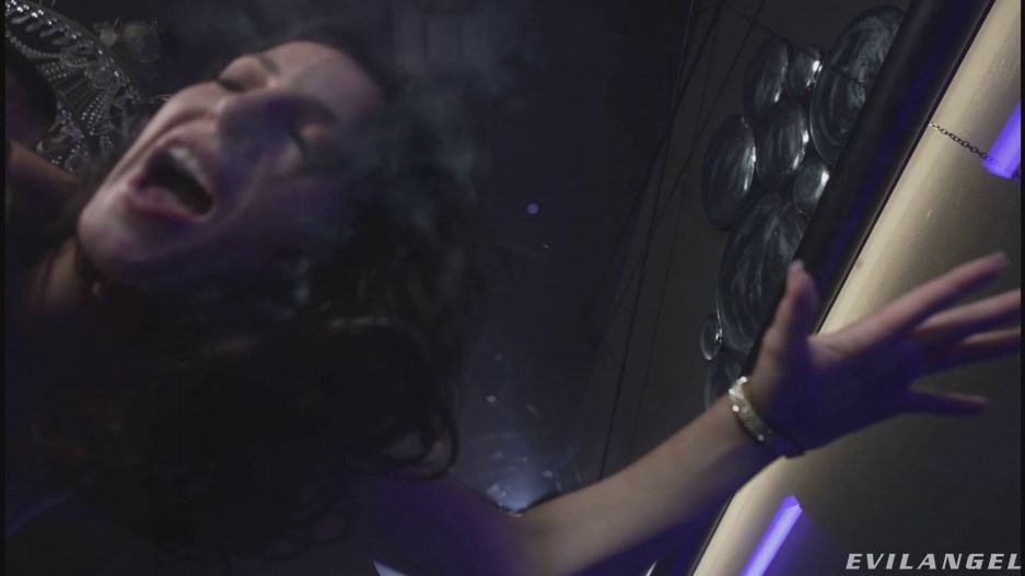 Sandrillon - SANDRILLON Deepthroat, Anal And A2M